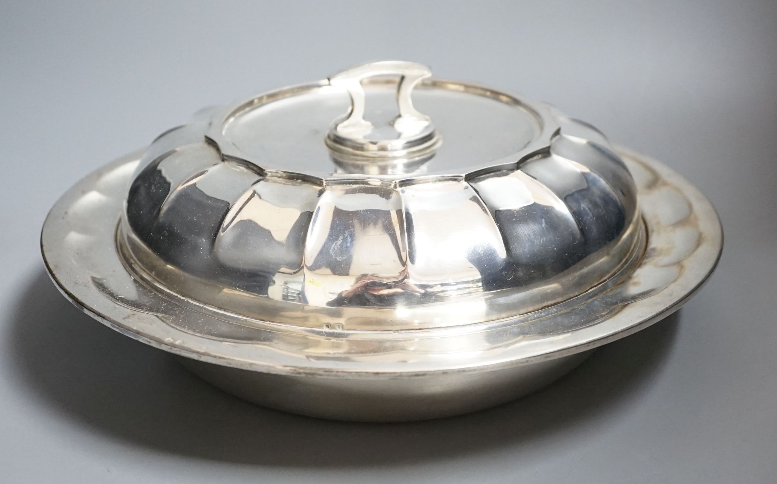 An Austro-Hungarian white metal chaffing dish and cover, by Seligmann, 30.4cm, 47.5oz.